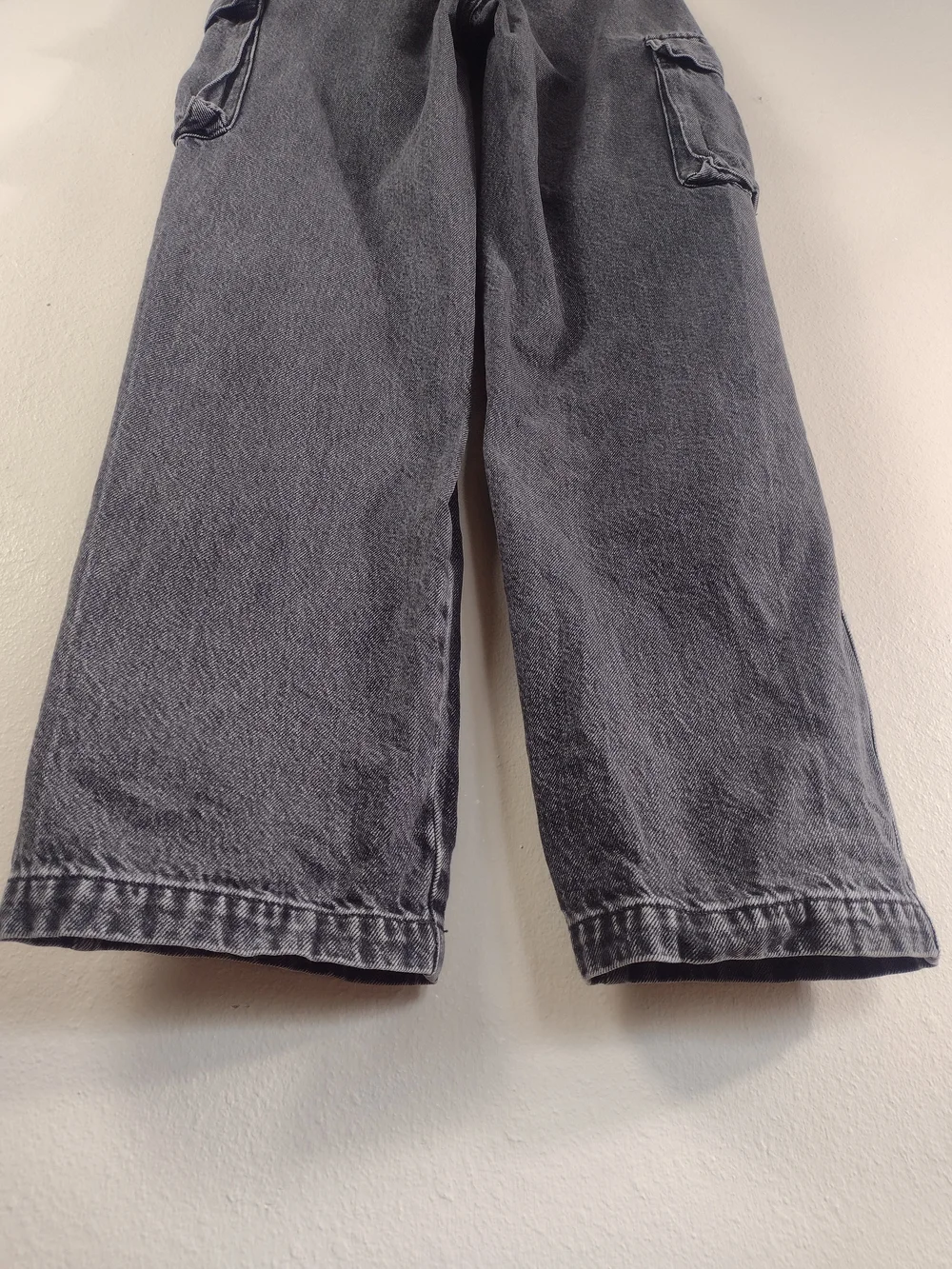Madewell Washed Black Low Slung Cargo Washed Straight Leg Jeans Size 24